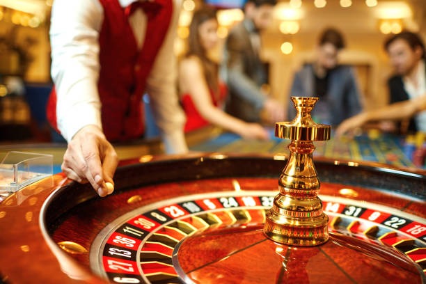 situs303 main menu showing La Liga, live-dealer, and slot game options in one navigation